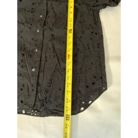 ANN TAYLOR Petite Eyelet Ruffle Button Top In Black NWT size SP - Picture 7 of 7